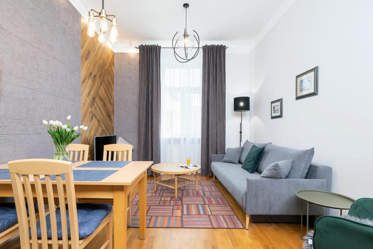 Sweet Family Apartment Chodkiewicza Rondo Grzegorzeckie By Noclegi Renters クラクフ エクステリア 写真