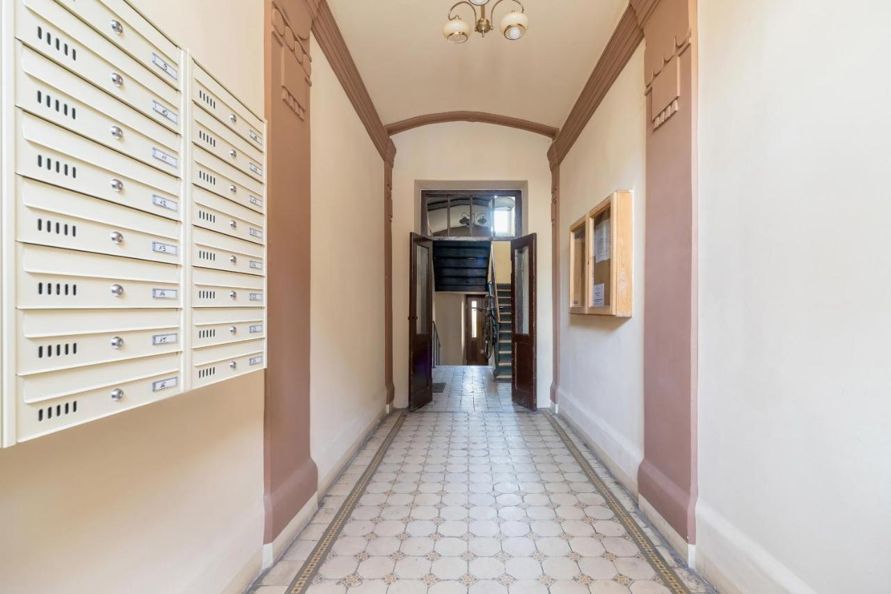Sweet Family Apartment Chodkiewicza Rondo Grzegorzeckie By Noclegi Renters クラクフ エクステリア 写真